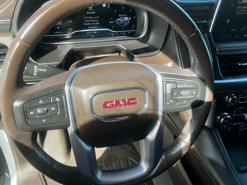 2023 GMC Yukon SLT
