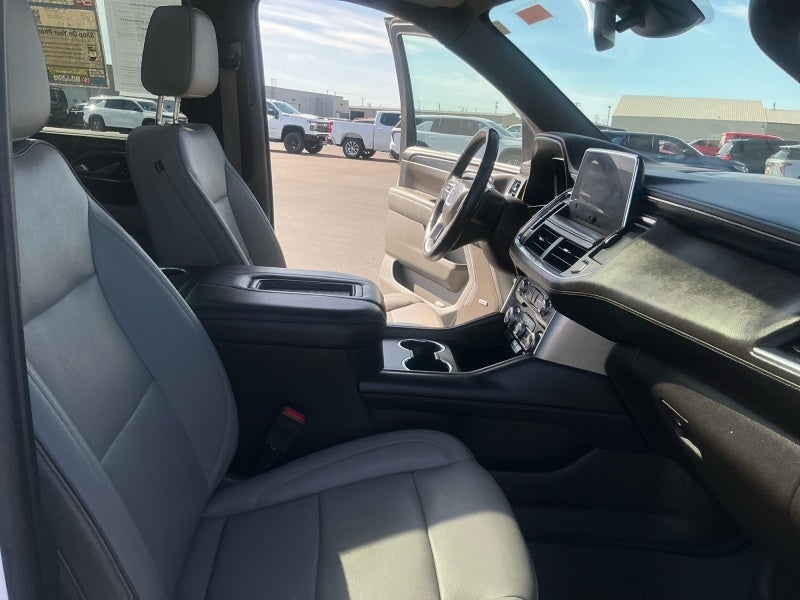 2023 GMC Yukon SLT