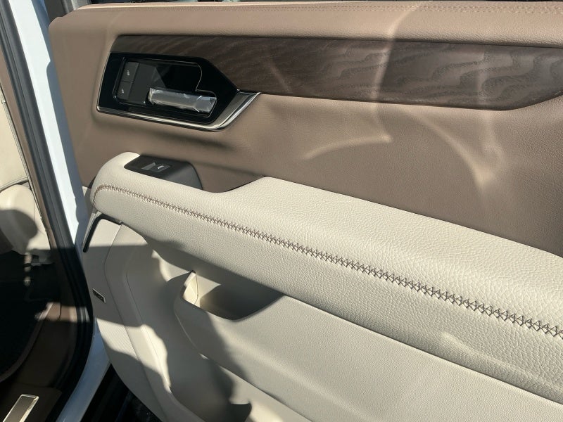 2027 GMC Yukon XL Denali