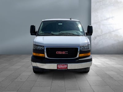 2025 GMC Savana Cutaway 3500 1WT