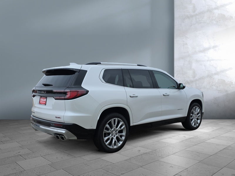 2024 GMC Acadia Denali