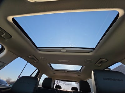 2022 GMC Acadia Denali