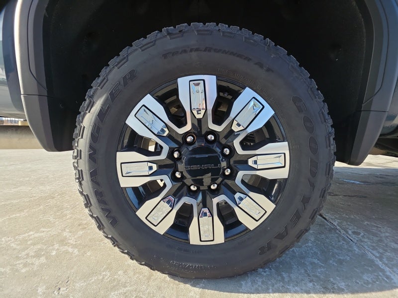 2025 GMC Sierra 2500 HD Denali