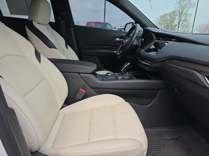 2023 Cadillac XT4 Sport