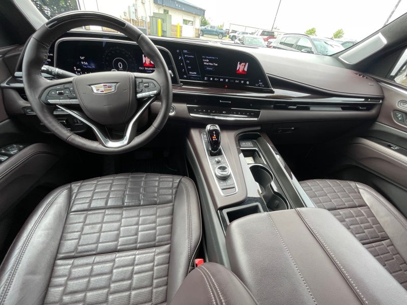 2023 Cadillac Escalade Sport Platinum