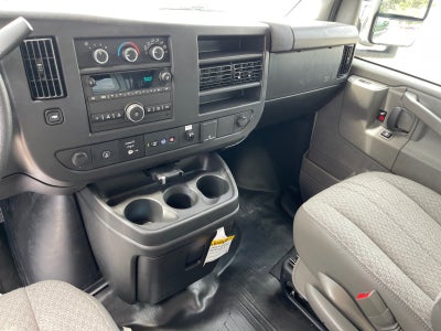 2025 Chevrolet Express Cutaway 3500 1WT