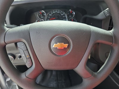 2025 Chevrolet Express Cutaway 3500 1WT