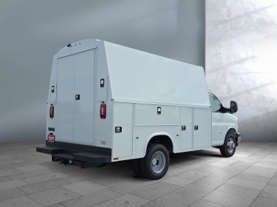2025 Chevrolet Express Cutaway 3500 1WT