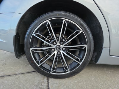 2022 Toyota Avalon Touring