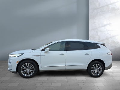 2022 Buick Enclave Essence