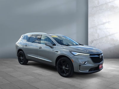 2024 Buick Enclave Essence