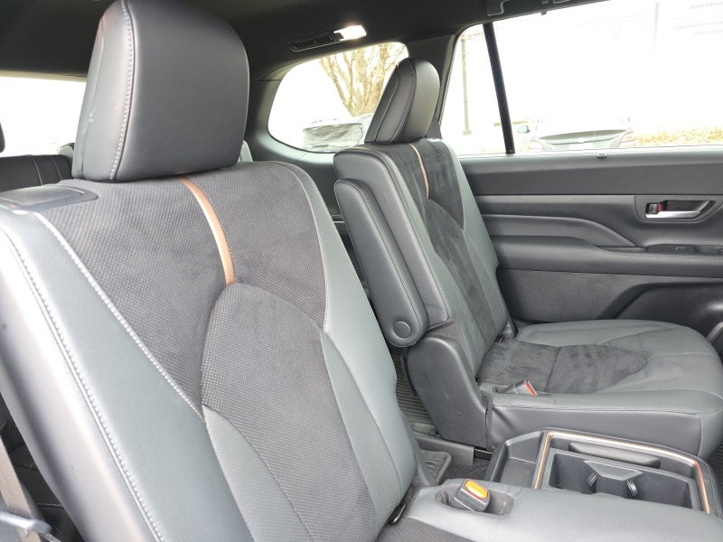 2024 Toyota Grand Highlander Hybrid MAX Limited