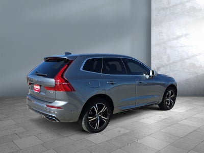 2018 Volvo XC60 R-Design