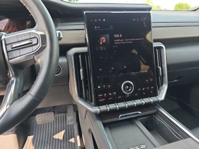 2025 GMC Acadia AWD Denali