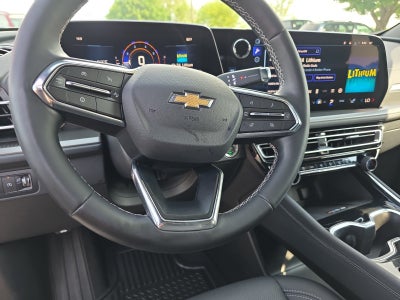 2025 Chevrolet Traverse AWD LT