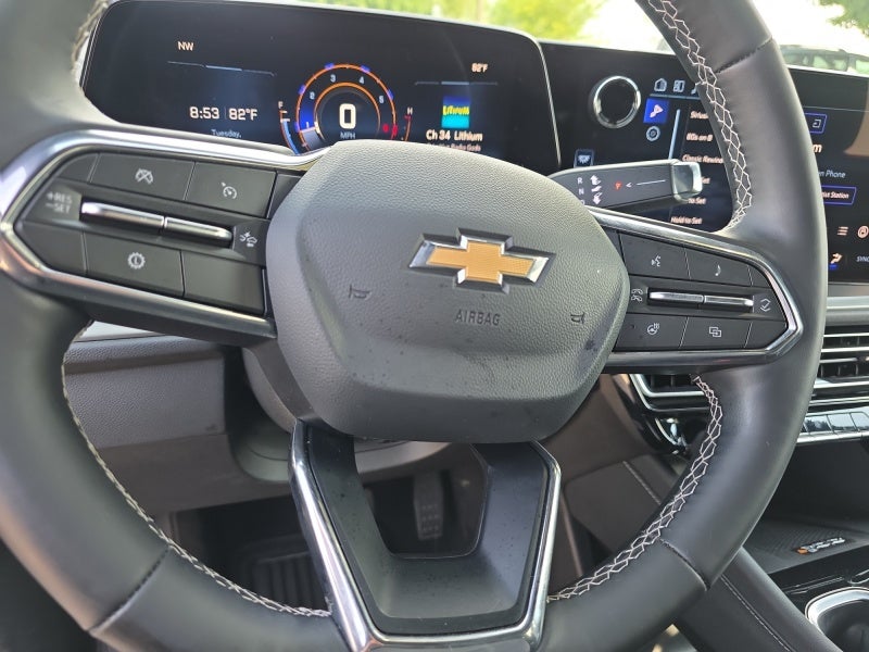 2025 Chevrolet Traverse AWD LT