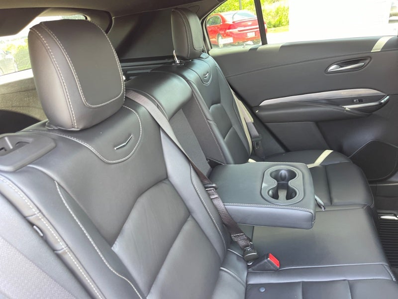 2024 Cadillac XT4 AWD Premium Luxury