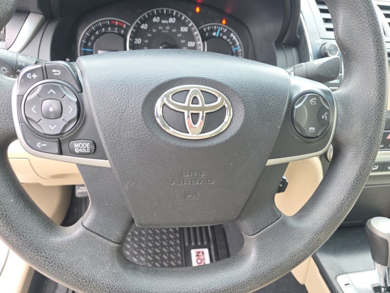 2014 Toyota Camry LE