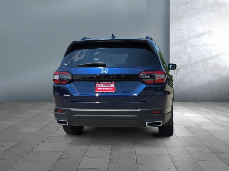 2025 Honda Pilot Sport