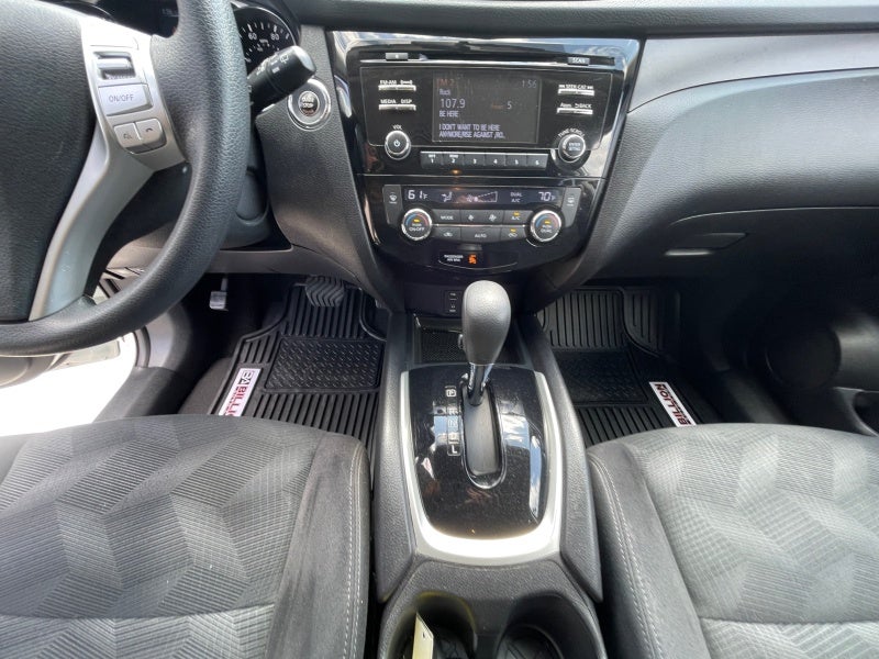 2014 Nissan Rogue SV