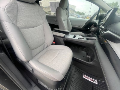 2025 Toyota Sienna LE