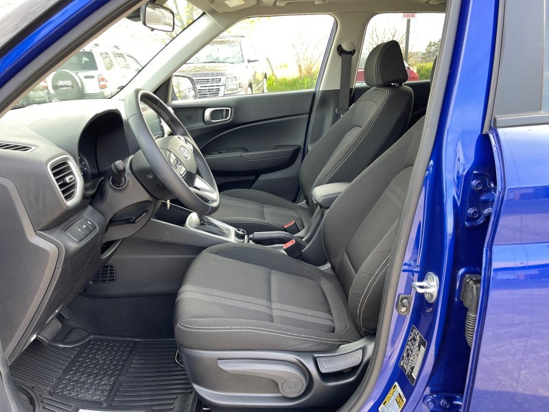 2022 Hyundai Venue SEL