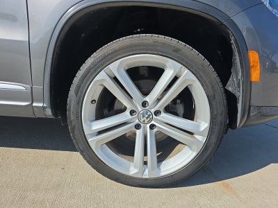 2014 Volkswagen Tiguan R-Line