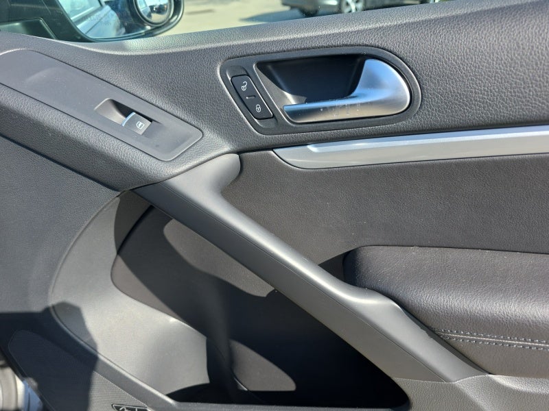 2014 Volkswagen Tiguan R-Line