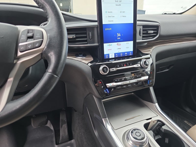 2022 Ford Explorer Limited