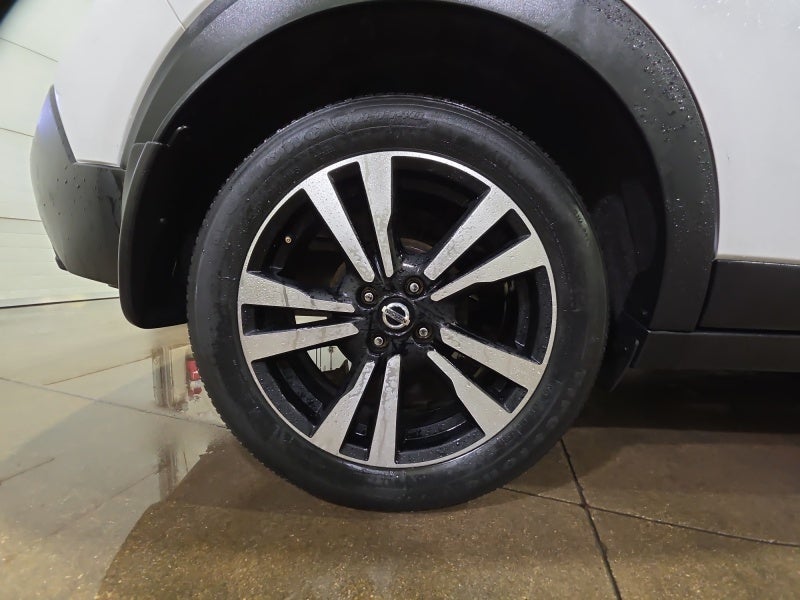 2019 Nissan Kicks SR