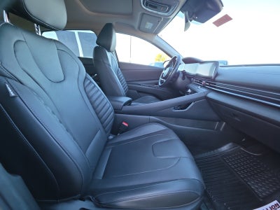 2022 Hyundai Elantra Limited