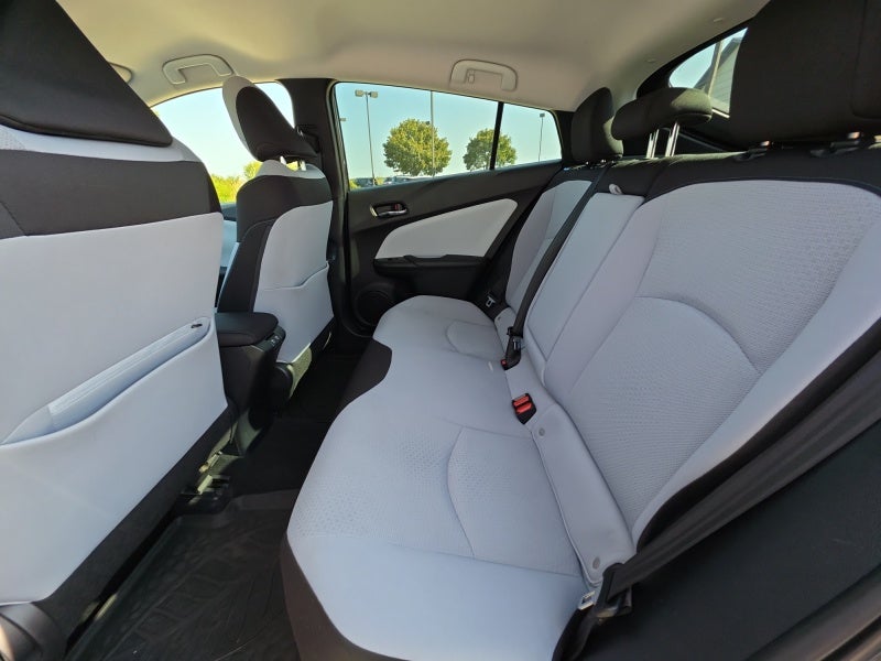 2019 Toyota Prius LE