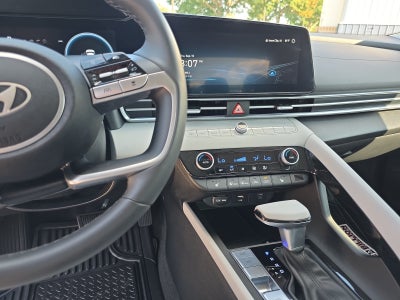 2025 Hyundai Elantra Limited