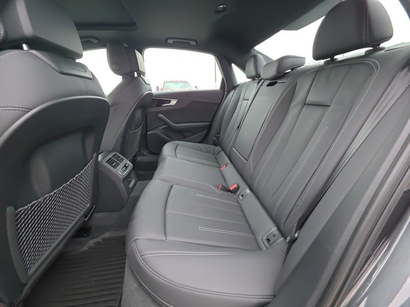 2021 Audi A4 Sedan S line Premium