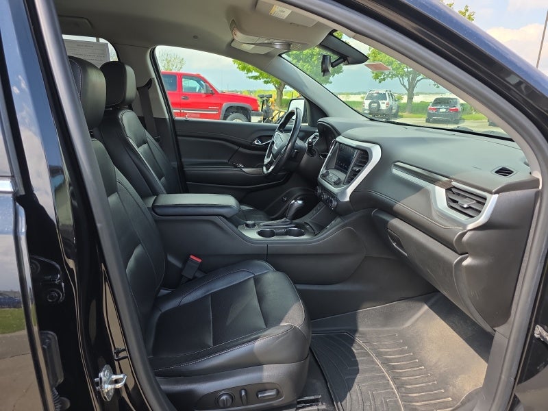 2019 GMC Acadia SLT