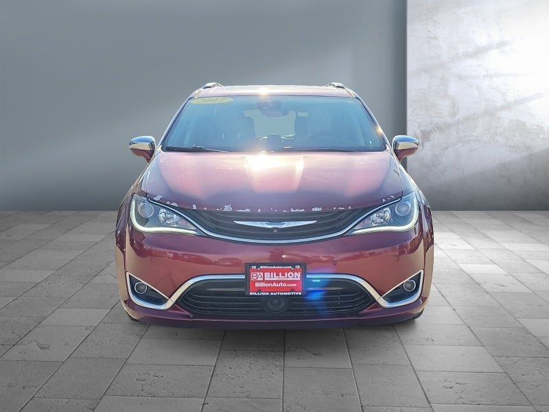 2017 Chrysler Pacifica Hybrid Platinum