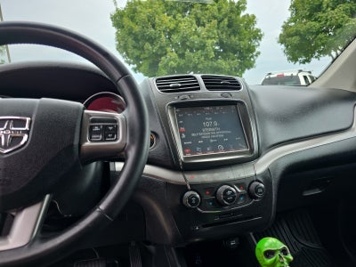 2018 Dodge Journey Crossroad
