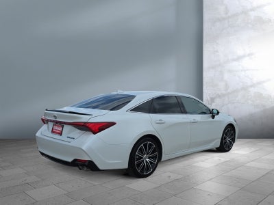 2022 Toyota Avalon Touring