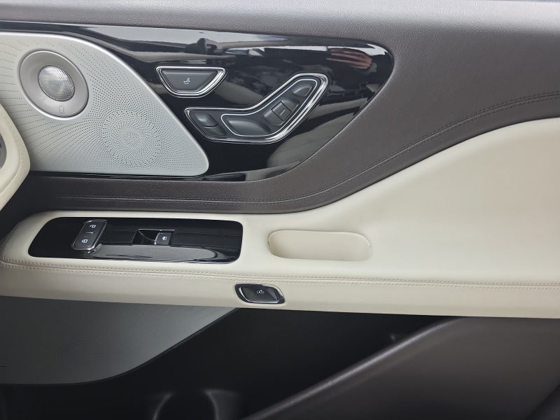 2020 Lincoln Aviator Black Label