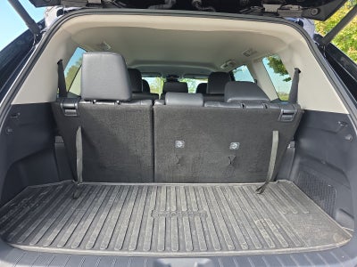 2025 Toyota Grand Highlander Base