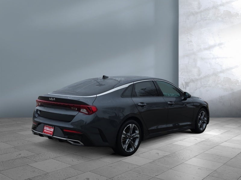 2022 Kia K5 EX