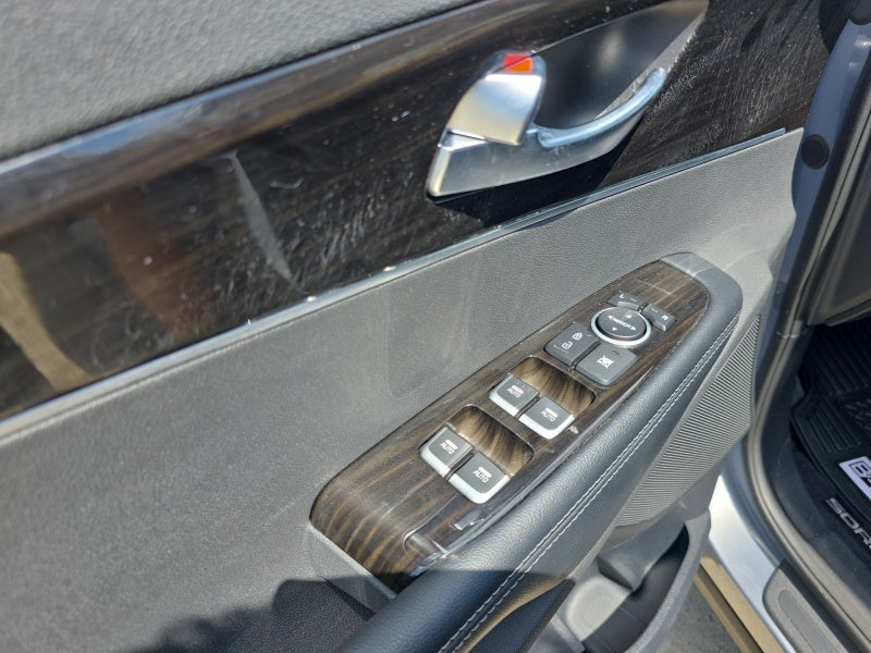 2020 Kia Sorento EX V6