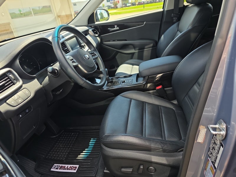 2020 Kia Sorento EX V6