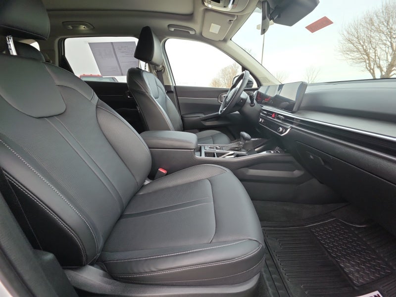 2025 Kia Sorento X-Line EX
