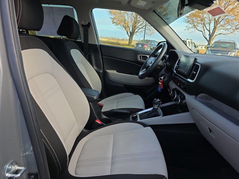 2023 Hyundai Venue SEL