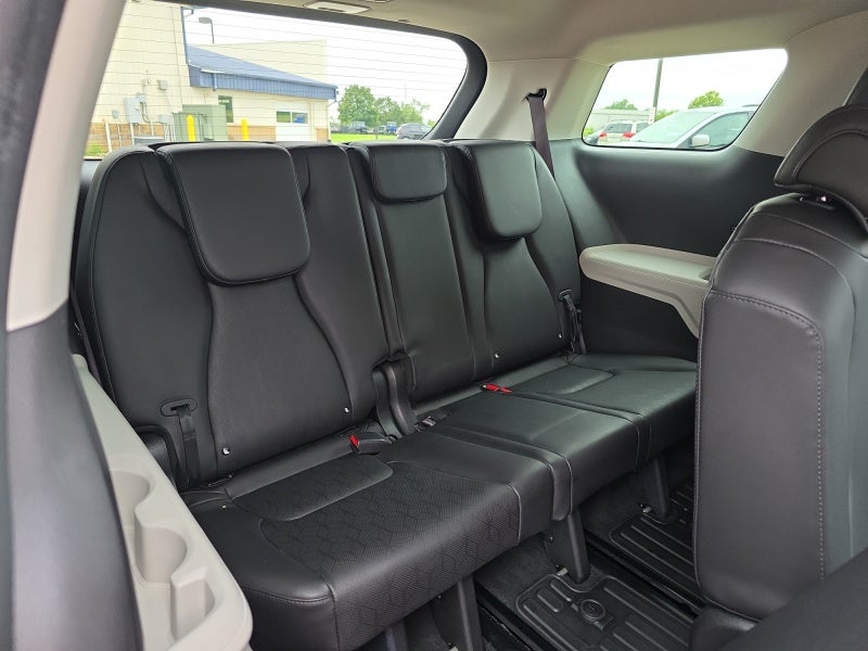 2023 Kia Carnival LX