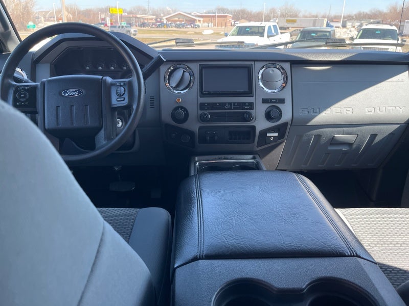 2016 Ford Super Duty F-350 SRW Platinum