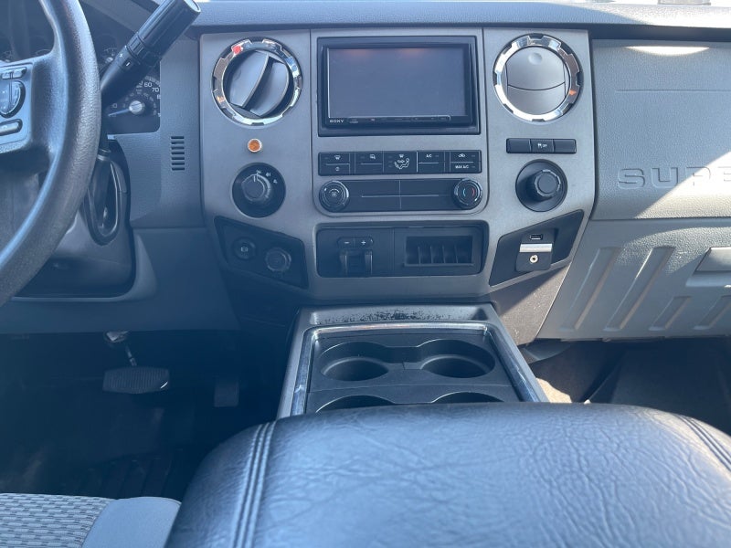 2016 Ford Super Duty F-350 SRW Platinum