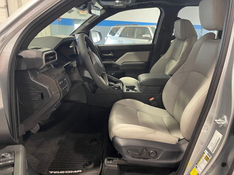 2025 Toyota Tacoma 4WD TRD Sport Hybrid