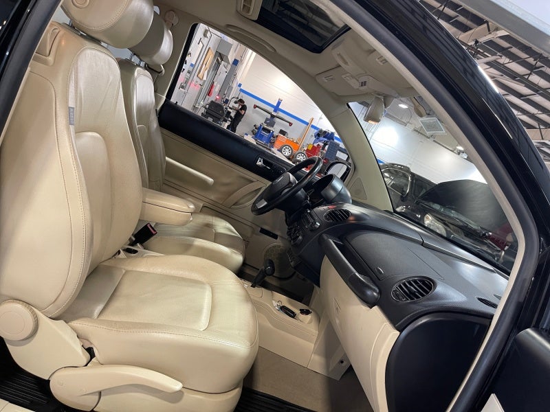 2007 Volkswagen New Beetle Coupe PKG2